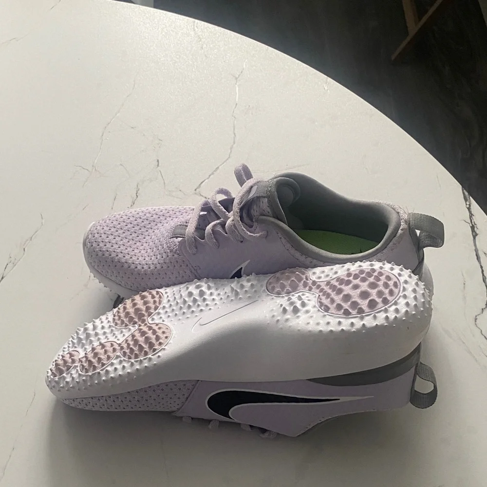 Nike Kids Lavender Sneakers - Picture 2 of 3